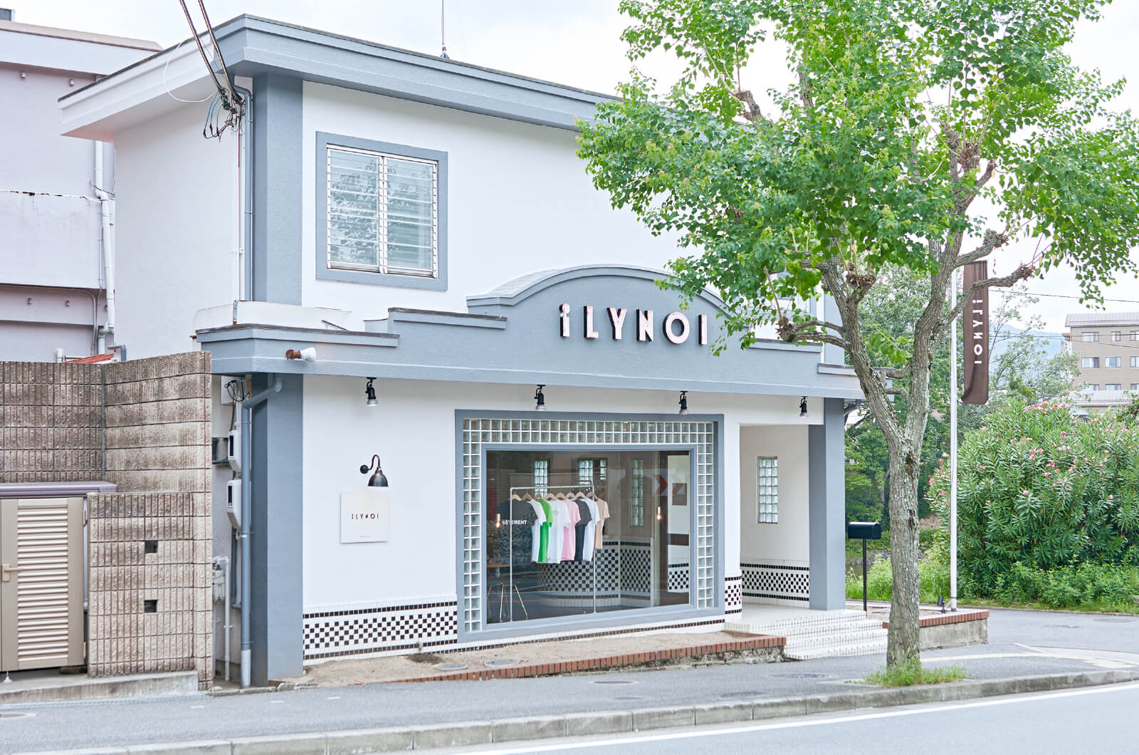 iLYNOIの外観・内観