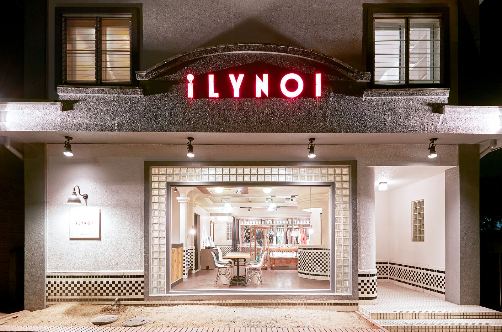 iLYNOIの外観・内観